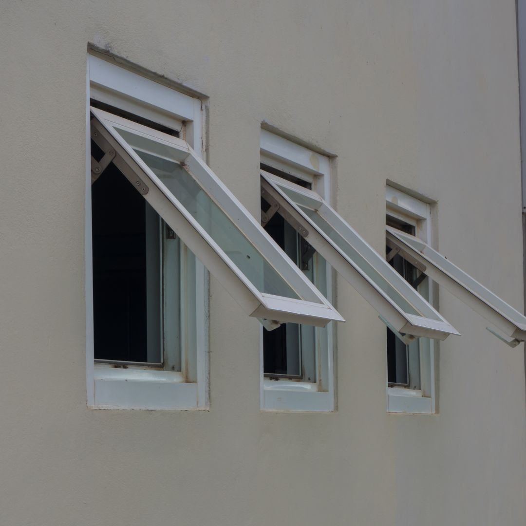 Kusen Ventilasi Kayu